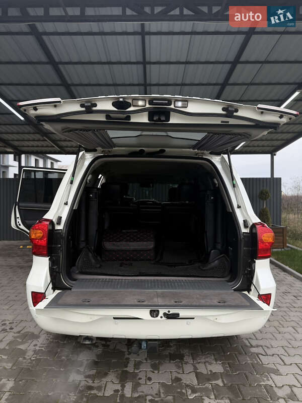 Внедорожник / Кроссовер Toyota Land Cruiser 2012 в Каменец-Подольском