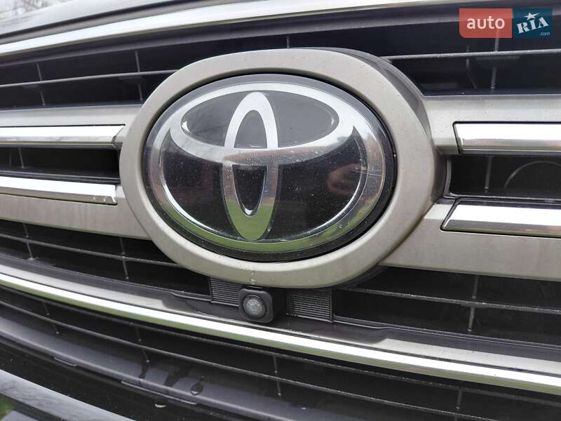 Внедорожник / Кроссовер Toyota Land Cruiser 2020 в Ивано-Франковске фото 113 Внедорожник / Кроссовер Toyota Land Cruiser 2020 в Ивано-Франковске