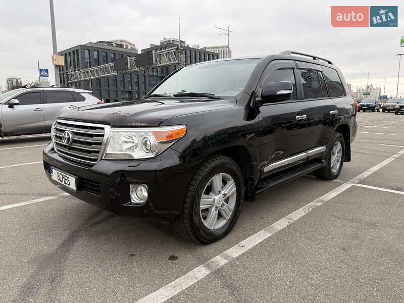 Внедорожник / Кроссовер Toyota Land Cruiser 2013 в Киеве фото 14 Внедорожник / Кроссовер Toyota Land Cruiser 2013 в Киеве