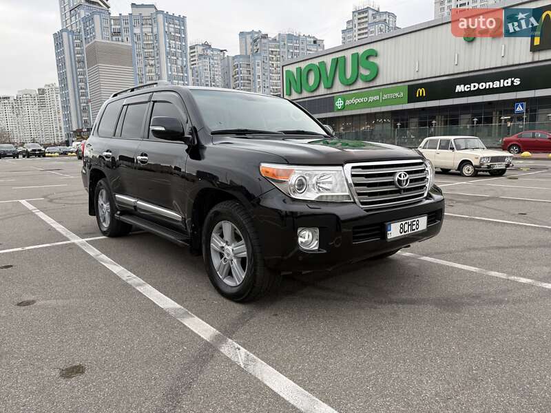 Внедорожник / Кроссовер Toyota Land Cruiser 2013 в Киеве фото 2 Внедорожник / Кроссовер Toyota Land Cruiser 2013 в Киеве
