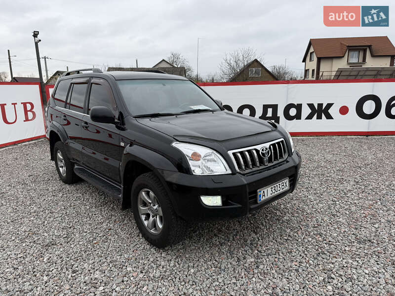 Внедорожник / Кроссовер Toyota Land Cruiser 2006 в Переяславе