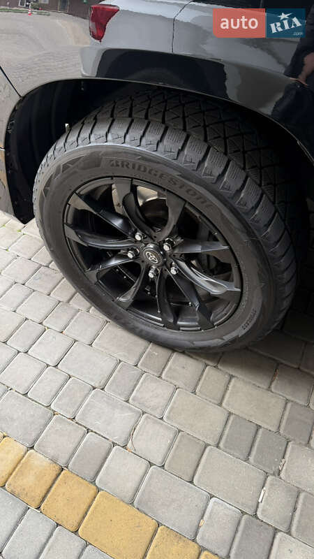 Внедорожник / Кроссовер Toyota Land Cruiser 2012 в Одессе