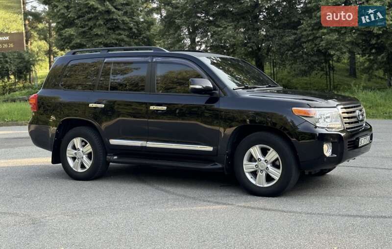 Внедорожник / Кроссовер Toyota Land Cruiser 2014 в Трускавце