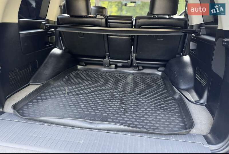 Внедорожник / Кроссовер Toyota Land Cruiser 2014 в Трускавце