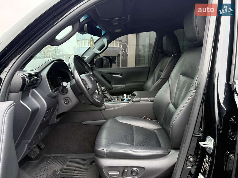 Внедорожник / Кроссовер Toyota Land Cruiser 2021 в Харькове