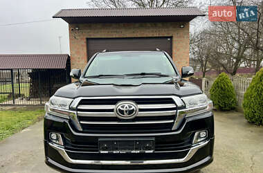 Позашляховик / Кросовер Toyota Land Cruiser 2007 в Чернівцях