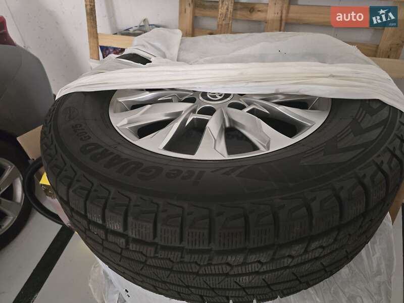 Внедорожник / Кроссовер Toyota Land Cruiser 2022 в Иршаве