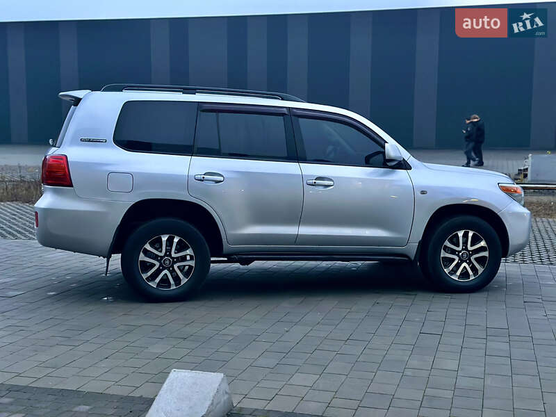 Внедорожник / Кроссовер Toyota Land Cruiser 2008 в Хмельницком