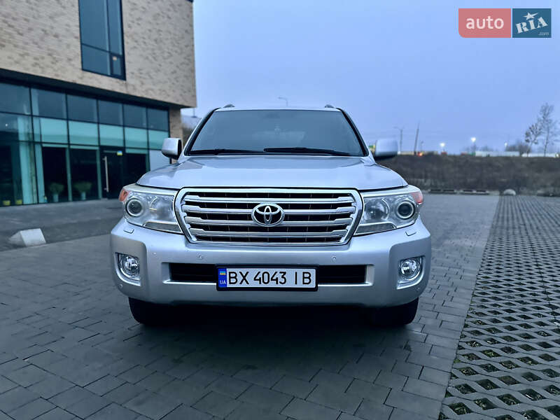 Внедорожник / Кроссовер Toyota Land Cruiser 2008 в Хмельницком
