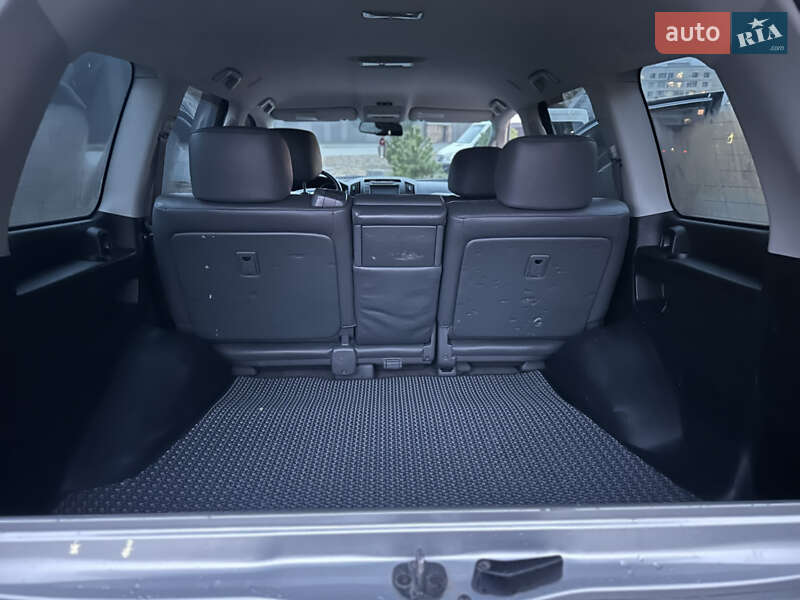 Внедорожник / Кроссовер Toyota Land Cruiser 2008 в Хмельницком