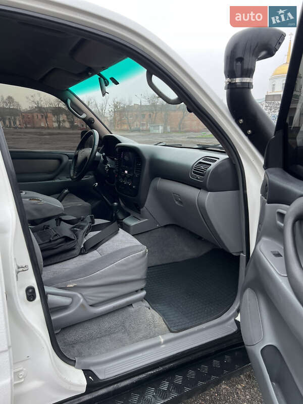 Внедорожник / Кроссовер Toyota Land Cruiser 1998 в Чугуеве