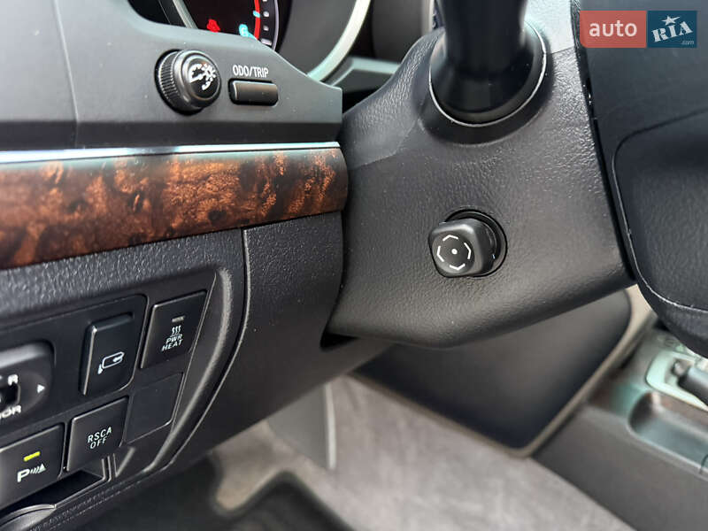 Внедорожник / Кроссовер Toyota Land Cruiser 2011 в Борисполе