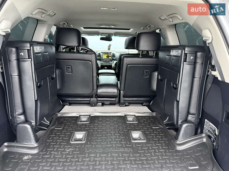 Внедорожник / Кроссовер Toyota Land Cruiser 2011 в Борисполе