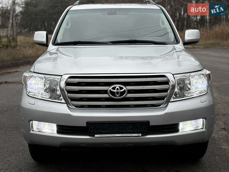 Внедорожник / Кроссовер Toyota Land Cruiser 2008 в Ахтырке
