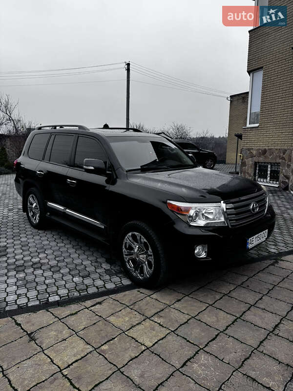 Внедорожник / Кроссовер Toyota Land Cruiser 2012 в Каменском фото 5 Внедорожник / Кроссовер Toyota Land Cruiser 2012 в Каменском