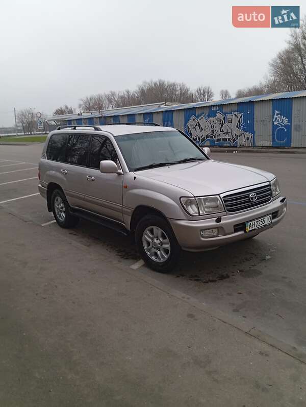 Внедорожник / Кроссовер Toyota Land Cruiser 2003 в Днепре фото 6 Внедорожник / Кроссовер Toyota Land Cruiser 2003 в Днепре