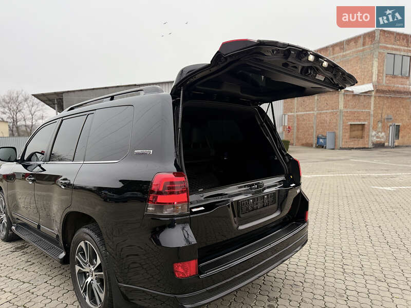 Внедорожник / Кроссовер Toyota Land Cruiser 2020 в Черновцах фото 38 Внедорожник / Кроссовер Toyota Land Cruiser 2020 в Черновцах