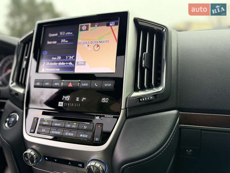 Внедорожник / Кроссовер Toyota Land Cruiser 2020 в Черновцах фото 80 Внедорожник / Кроссовер Toyota Land Cruiser 2020 в Черновцах