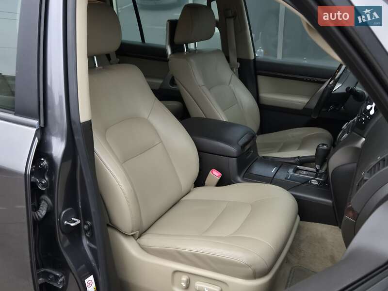 Позашляховик / Кросовер Toyota Land Cruiser 2008 в Києві