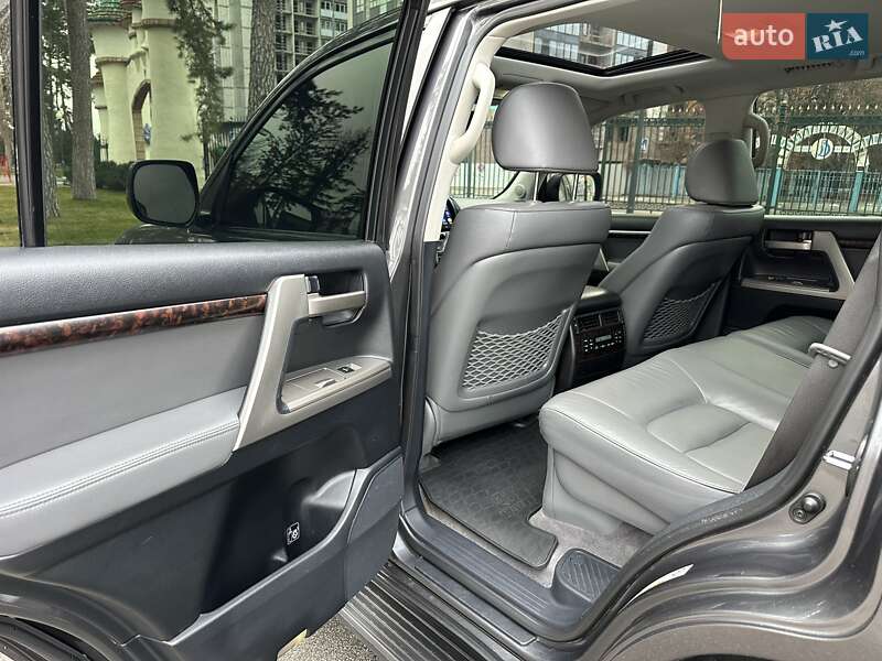 Внедорожник / Кроссовер Toyota Land Cruiser 2008 в Харькове