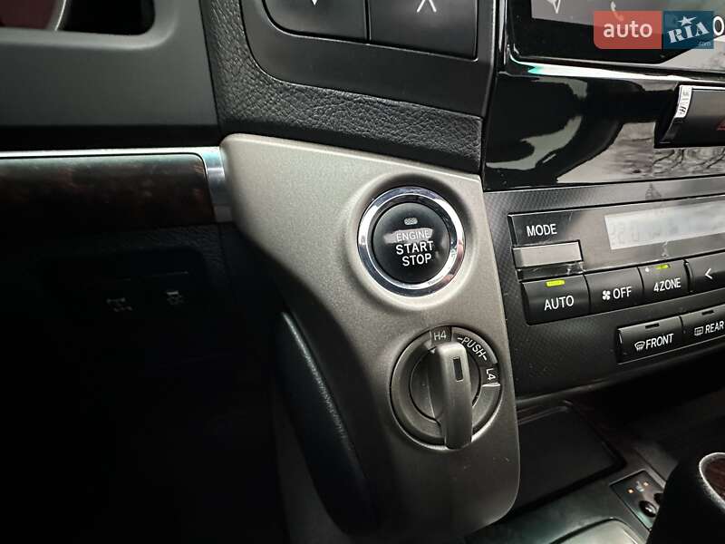 Внедорожник / Кроссовер Toyota Land Cruiser 2008 в Харькове