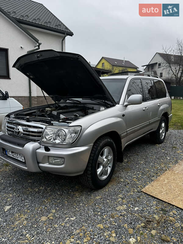Toyota Land Cruiser 2003