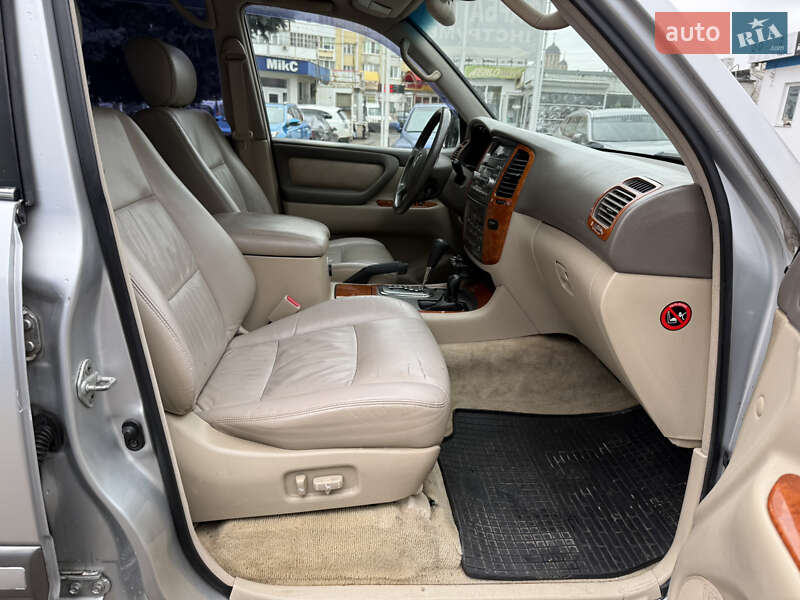 Внедорожник / Кроссовер Toyota Land Cruiser 2006 в Луцке фото 18 Внедорожник / Кроссовер Toyota Land Cruiser 2006 в Луцке