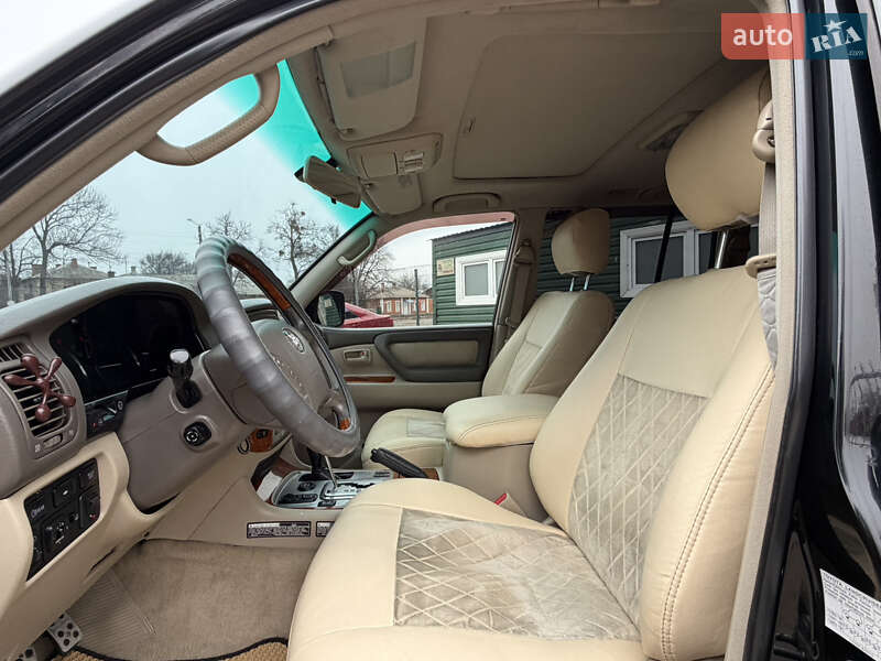 Внедорожник / Кроссовер Toyota Land Cruiser 2005 в Полтаве