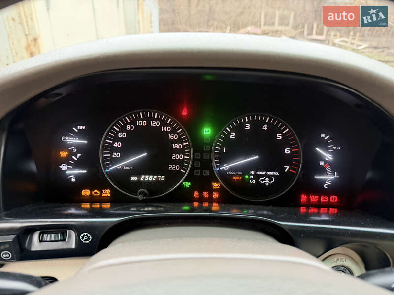 Внедорожник / Кроссовер Toyota Land Cruiser 2005 в Полтаве