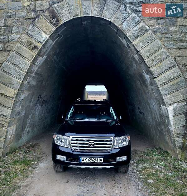 Toyota Land Cruiser 2011 Toyota Land Cruiser 2011