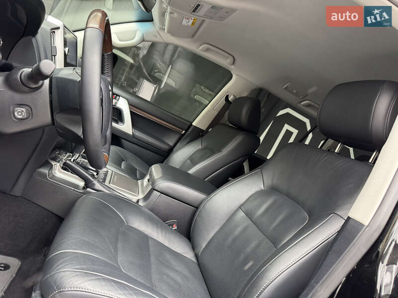 Позашляховик / Кросовер Toyota Land Cruiser 2020 в Києві фото 25 Позашляховик / Кросовер Toyota Land Cruiser 2020 в Києві