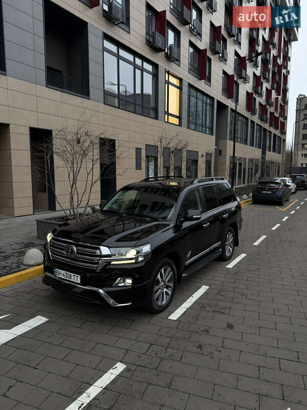 Toyota Land Cruiser 2016