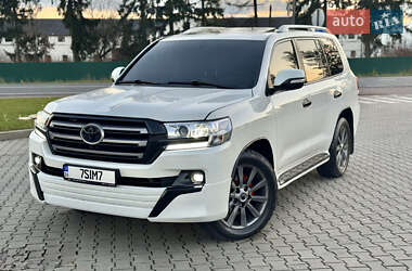 Позашляховик / Кросовер Toyota Land Cruiser 2010 в Коломиї