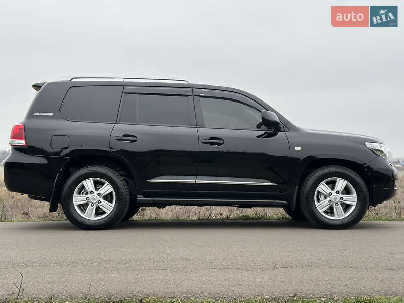 Позашляховик / Кросовер Toyota Land Cruiser 2011 в Одесі