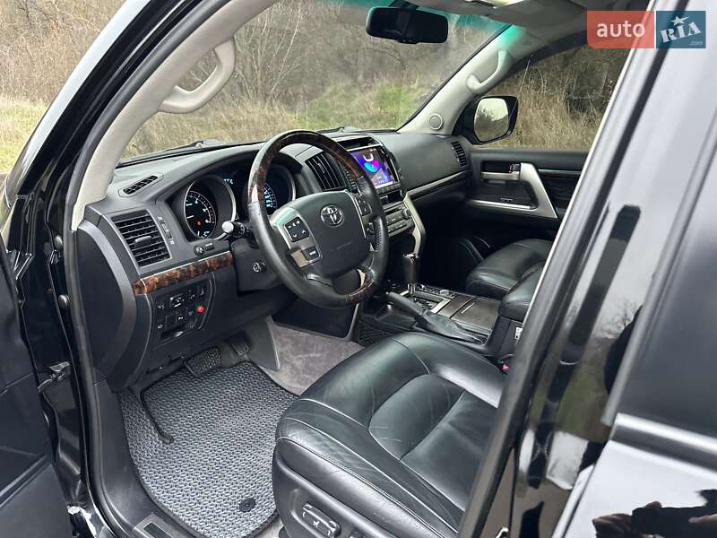 Позашляховик / Кросовер Toyota Land Cruiser 2011 в Одесі