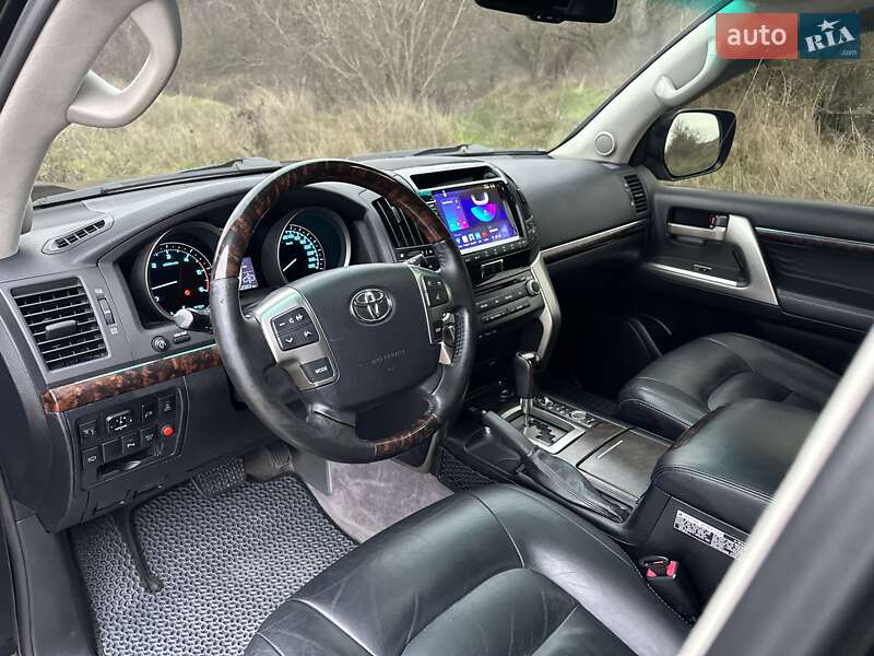 Позашляховик / Кросовер Toyota Land Cruiser 2011 в Одесі