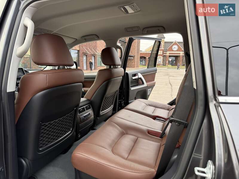 Внедорожник / Кроссовер Toyota Land Cruiser 2020 в Киеве