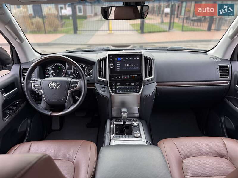Внедорожник / Кроссовер Toyota Land Cruiser 2020 в Киеве