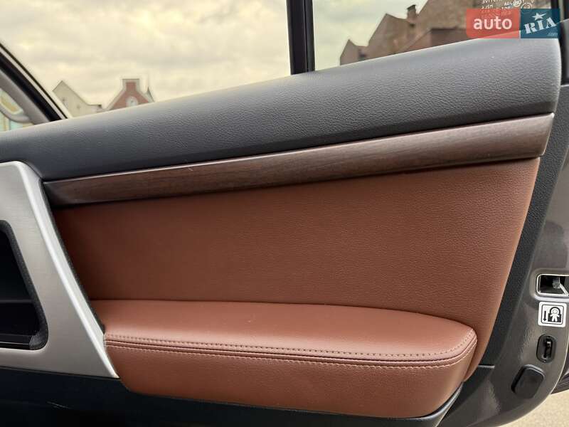 Внедорожник / Кроссовер Toyota Land Cruiser 2020 в Киеве