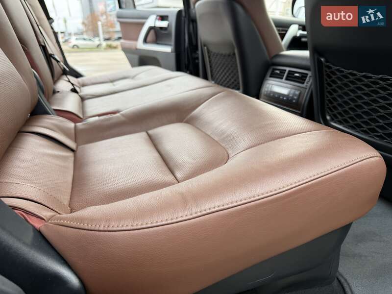 Внедорожник / Кроссовер Toyota Land Cruiser 2020 в Киеве