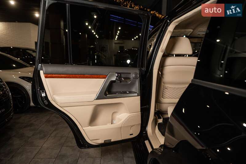 Позашляховик / Кросовер Toyota Land Cruiser 2012 в Одесі фото 44 Позашляховик / Кросовер Toyota Land Cruiser 2012 в Одесі