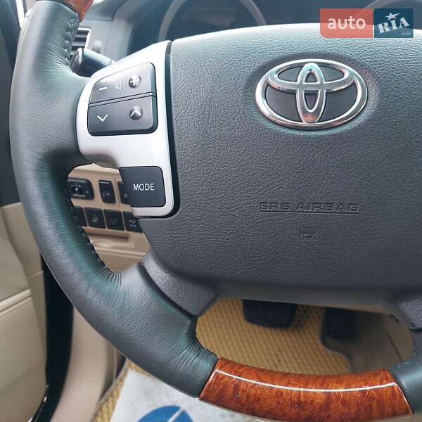 Позашляховик / Кросовер Toyota Land Cruiser 2012 в Рівному фото 32 Позашляховик / Кросовер Toyota Land Cruiser 2012 в Рівному