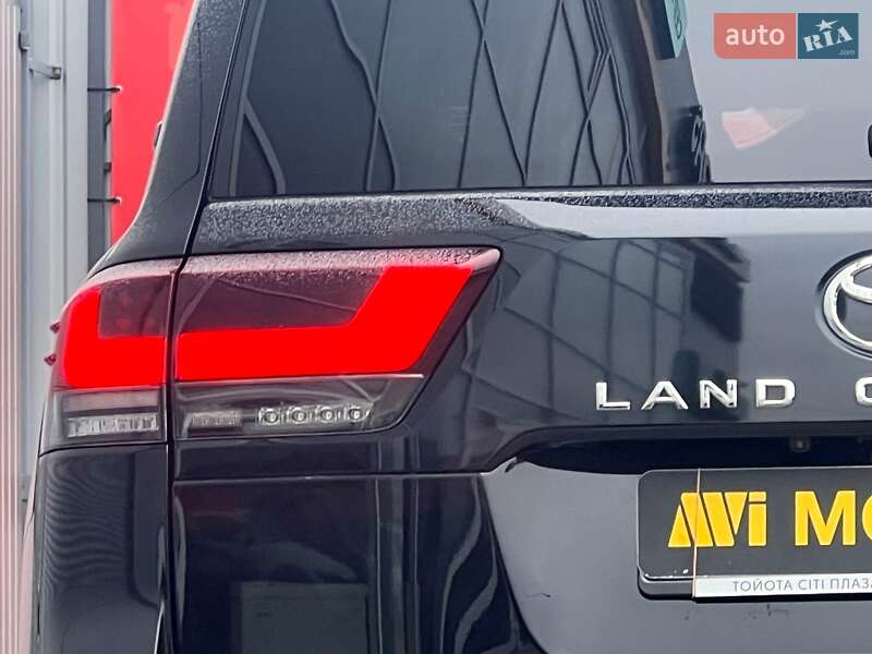 Внедорожник / Кроссовер Toyota Land Cruiser 2021 в Киеве