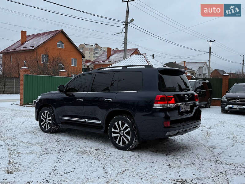 Внедорожник / Кроссовер Toyota Land Cruiser 2016 в Киеве