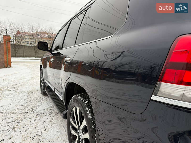 Внедорожник / Кроссовер Toyota Land Cruiser 2016 в Киеве