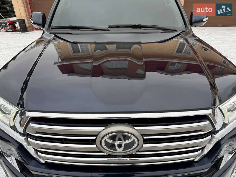 Внедорожник / Кроссовер Toyota Land Cruiser 2016 в Киеве