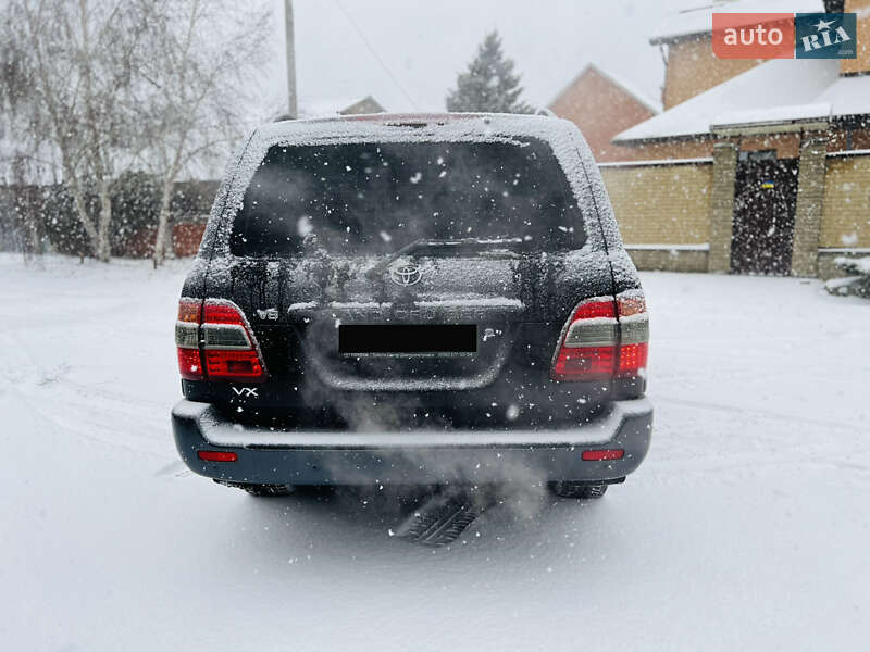 Внедорожник / Кроссовер Toyota Land Cruiser 2006 в Днепре