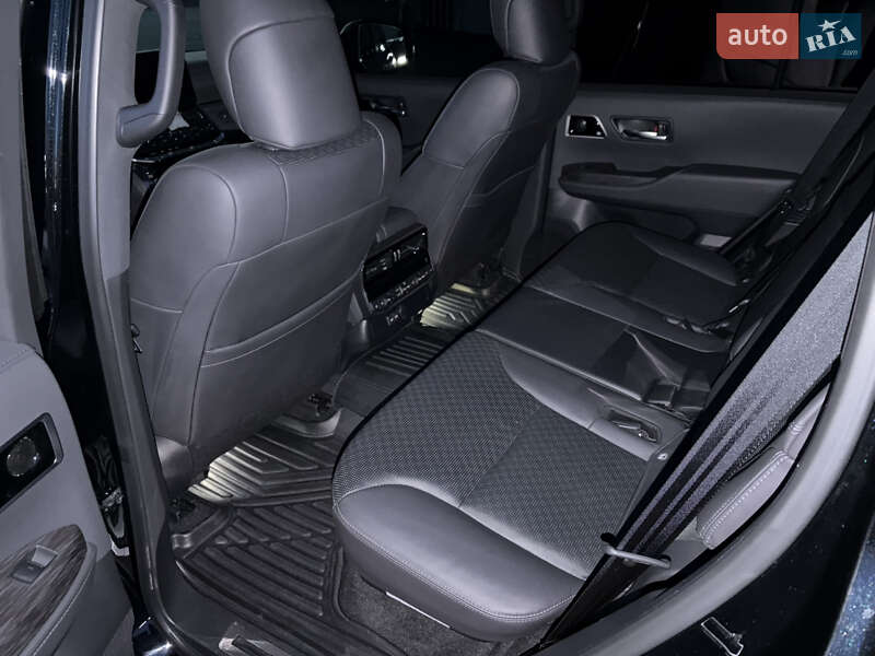 Позашляховик / Кросовер Toyota Land Cruiser 2023 в Хмельницькому