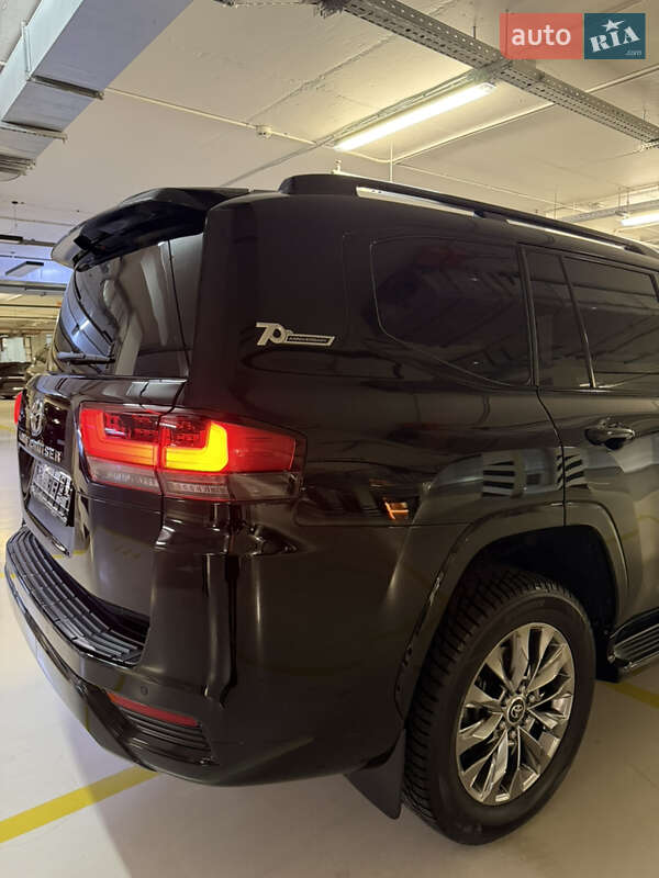 Внедорожник / Кроссовер Toyota Land Cruiser 2021 в Киеве фото 20 Внедорожник / Кроссовер Toyota Land Cruiser 2021 в Киеве