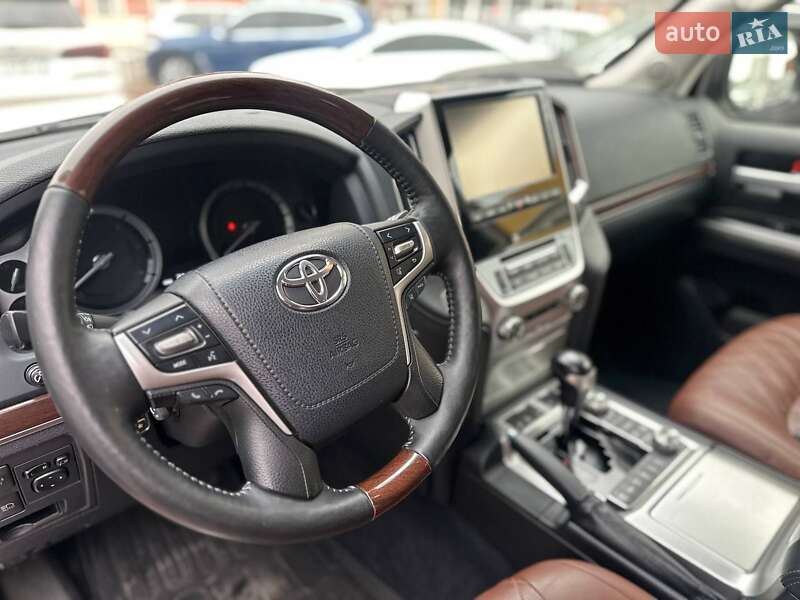 Внедорожник / Кроссовер Toyota Land Cruiser 2017 в Одессе